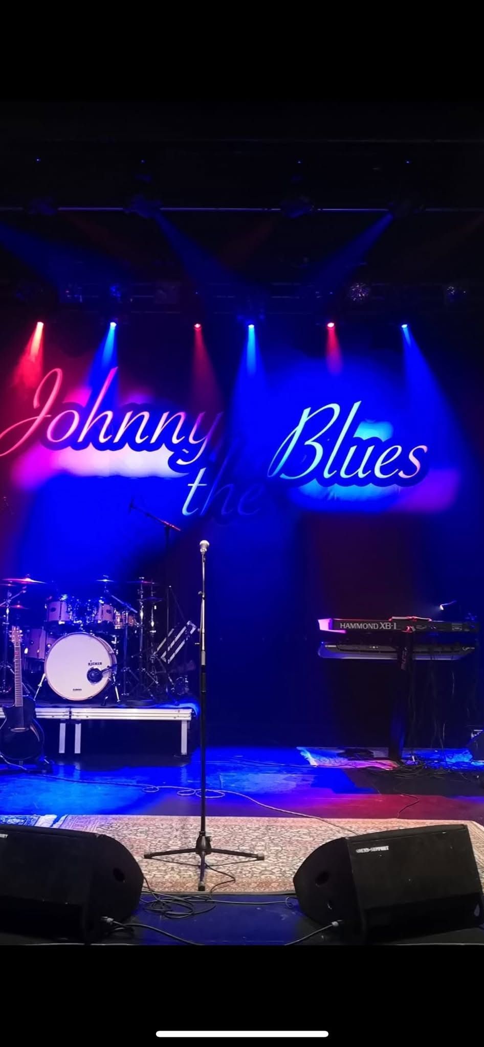 Hyldest koncert til Johnny Madsen l\u00f8rdag d 1\/3 kl 20.00