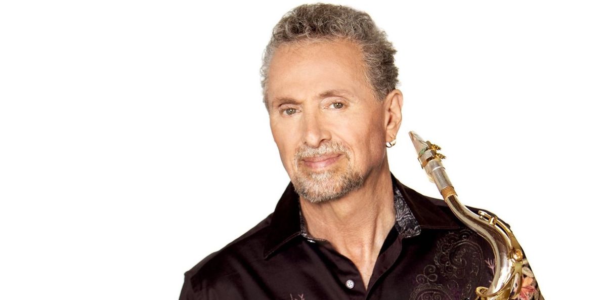 Richard Elliot at Santa Fe Station Casino\t- Chrome Showroom