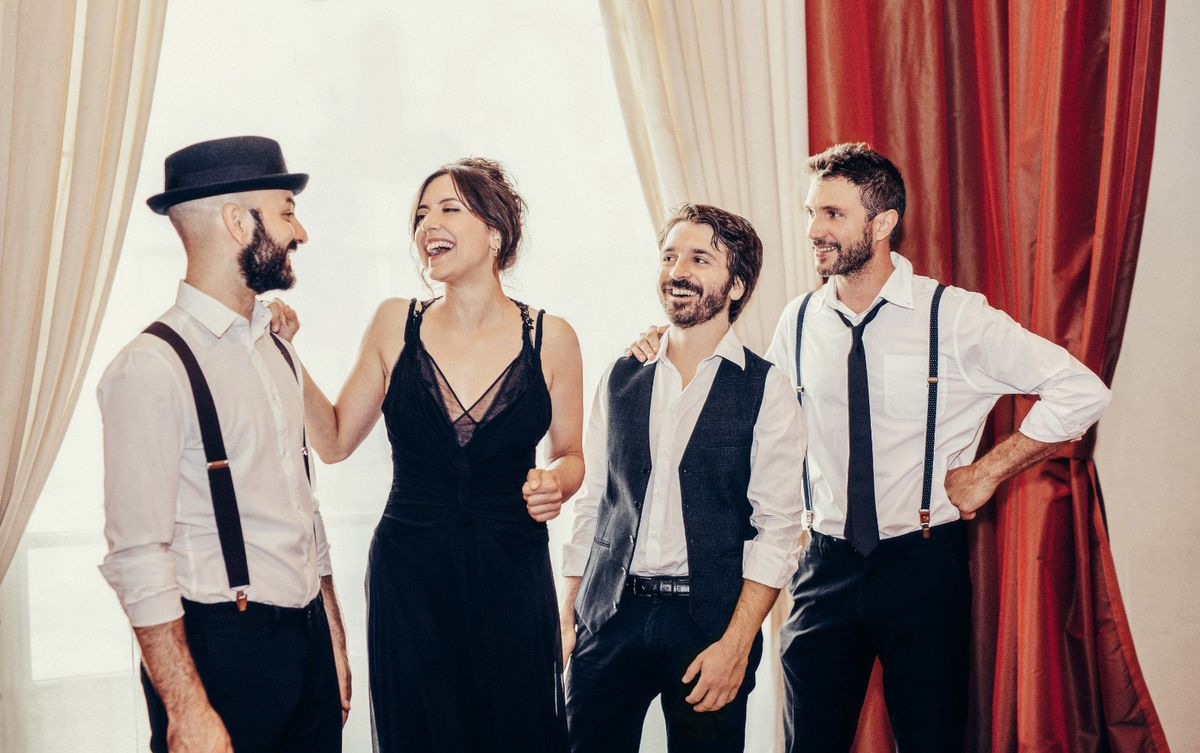 Accordi Disaccordi & Chiara Osella "SWING OPERA"