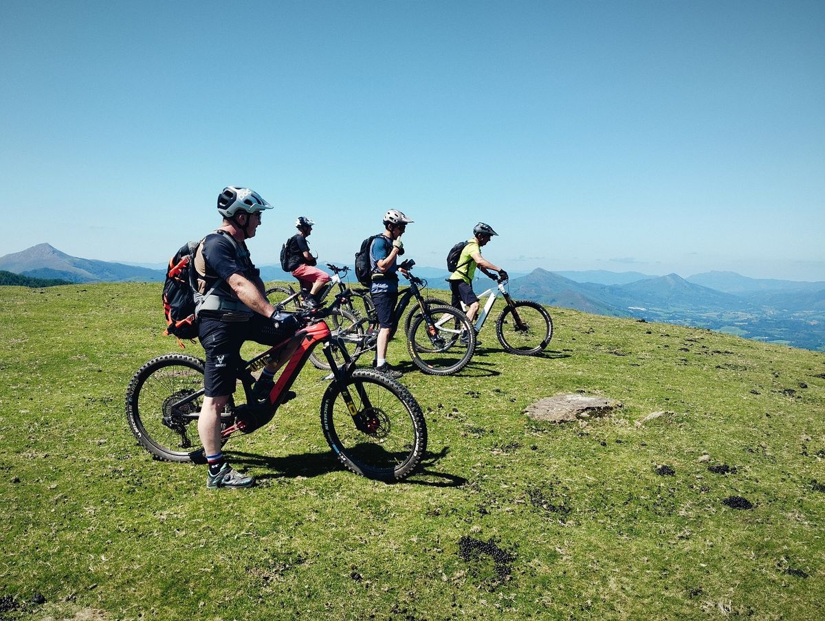 TRAVERSEE DU PAYS BASQUE- VTT ASSISTANCE ELECTRIQUE.