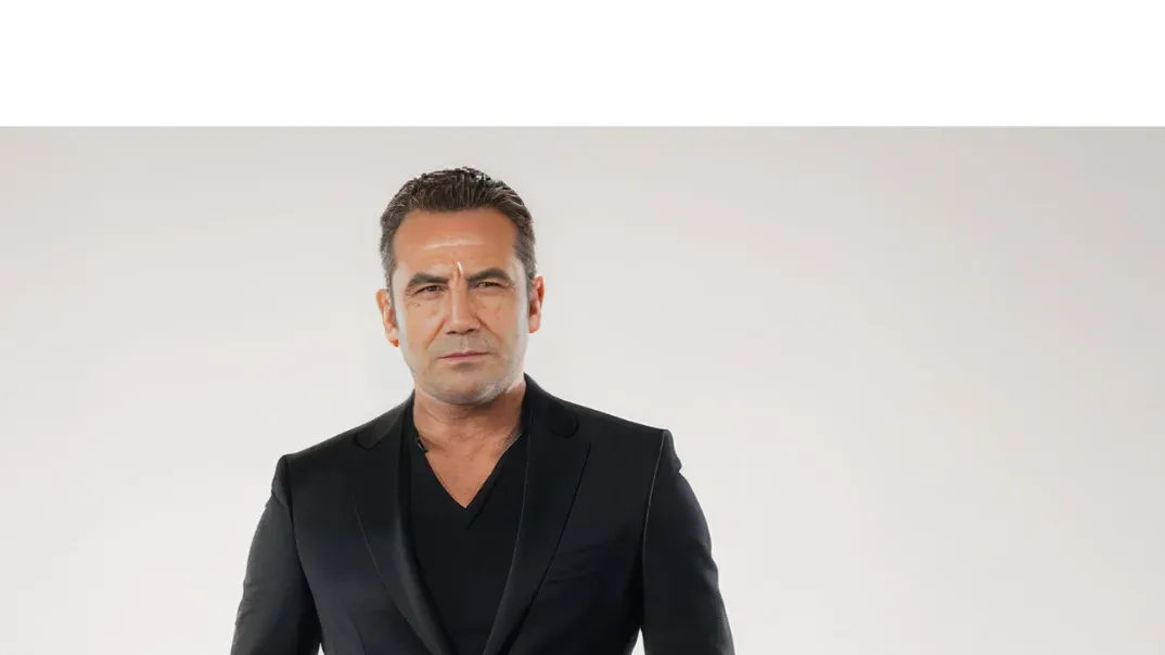 Ferhat G\u00f6\u00e7er, Kamuran Akkor in istanbul