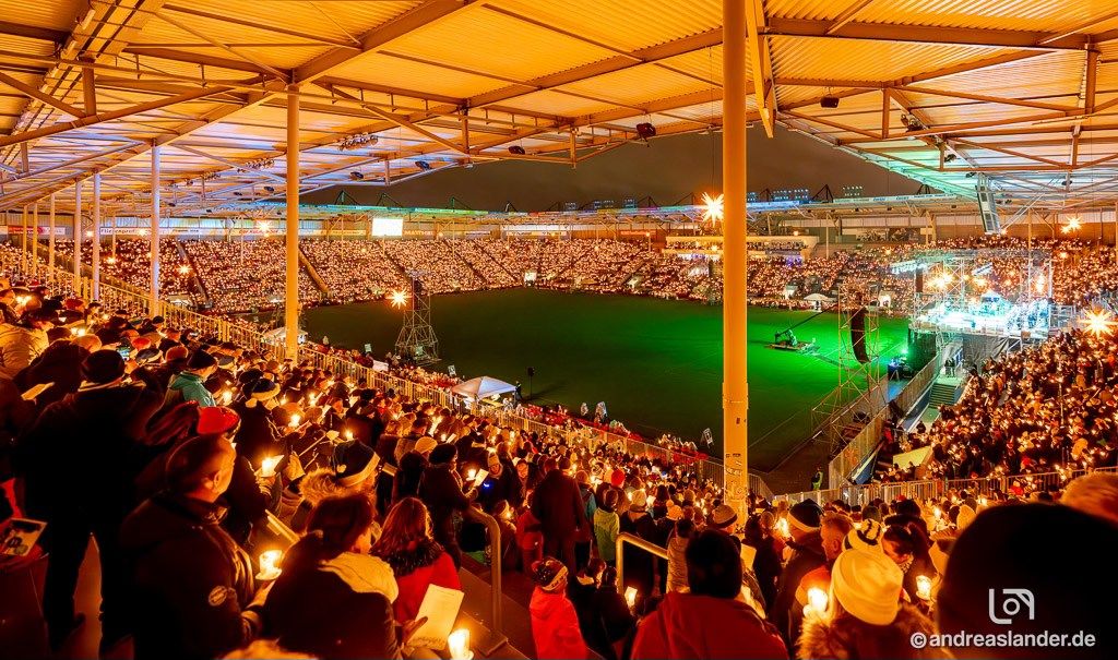  7. MDCC- Weihnachtssingen in der Avnet-Arena 