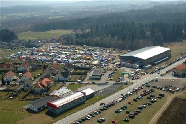 Mega Flohmarkt Marktgel\u00e4nde Wolfsberg 2 Tage 