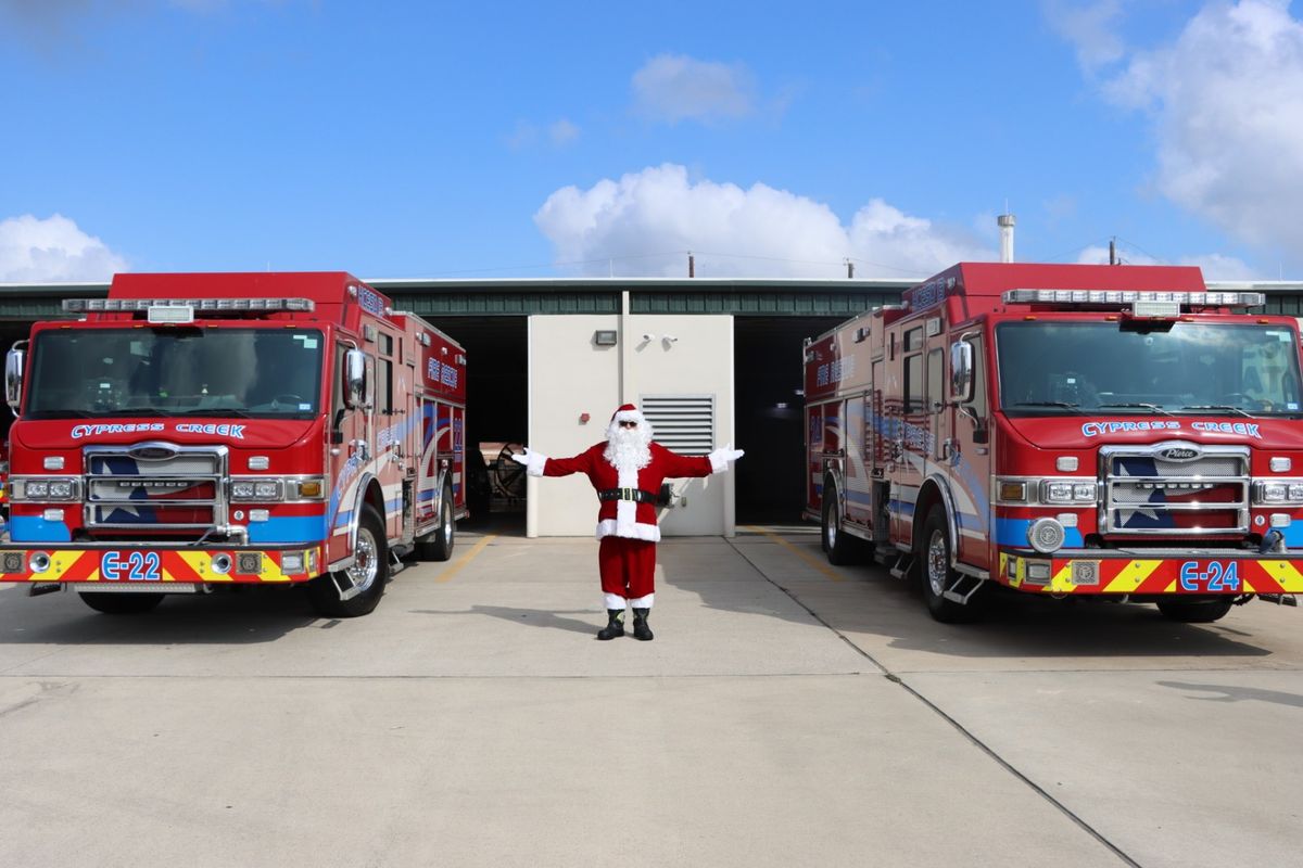 Santa and Sirens - Pictures with Santa