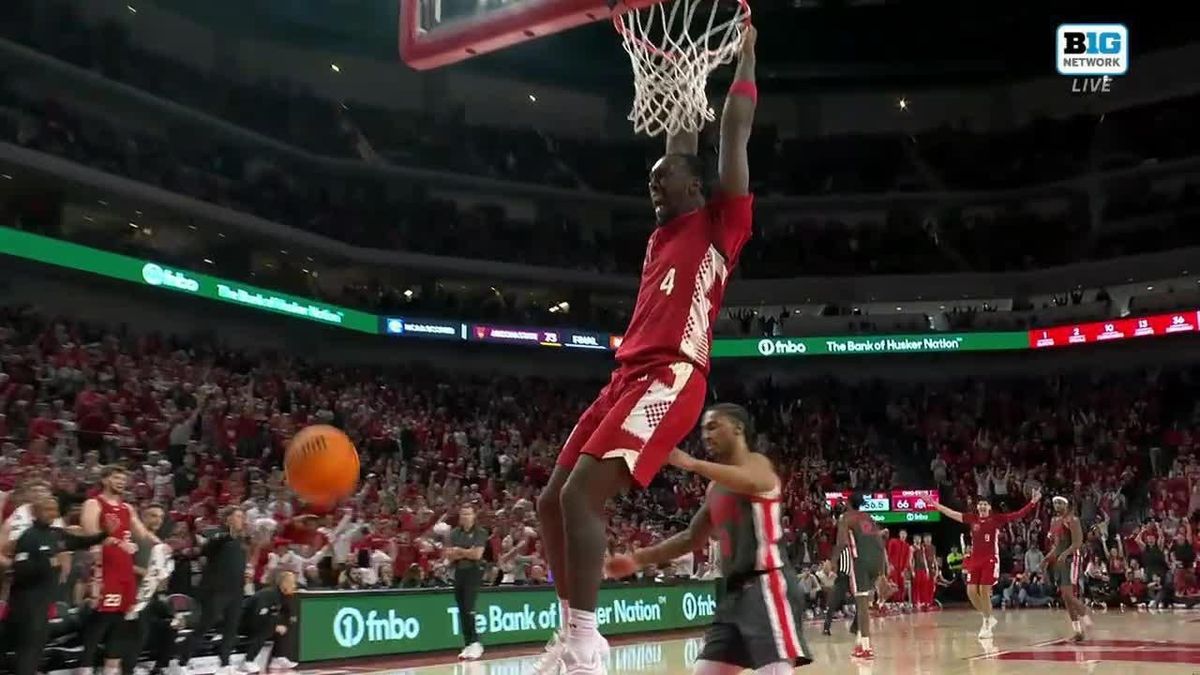 Ohio State Buckeyes at Nebraska Cornhuskers Womens Volleyball