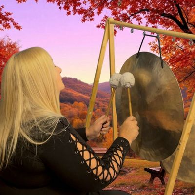 Juli Hind, Holistic Practitioner