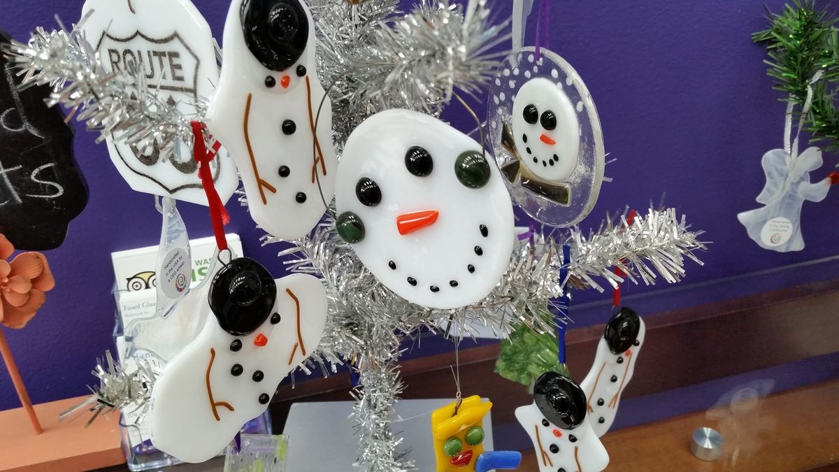 Make Fused Glass Snowmen