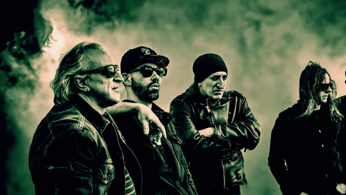 Parabellum, Black in Roseville