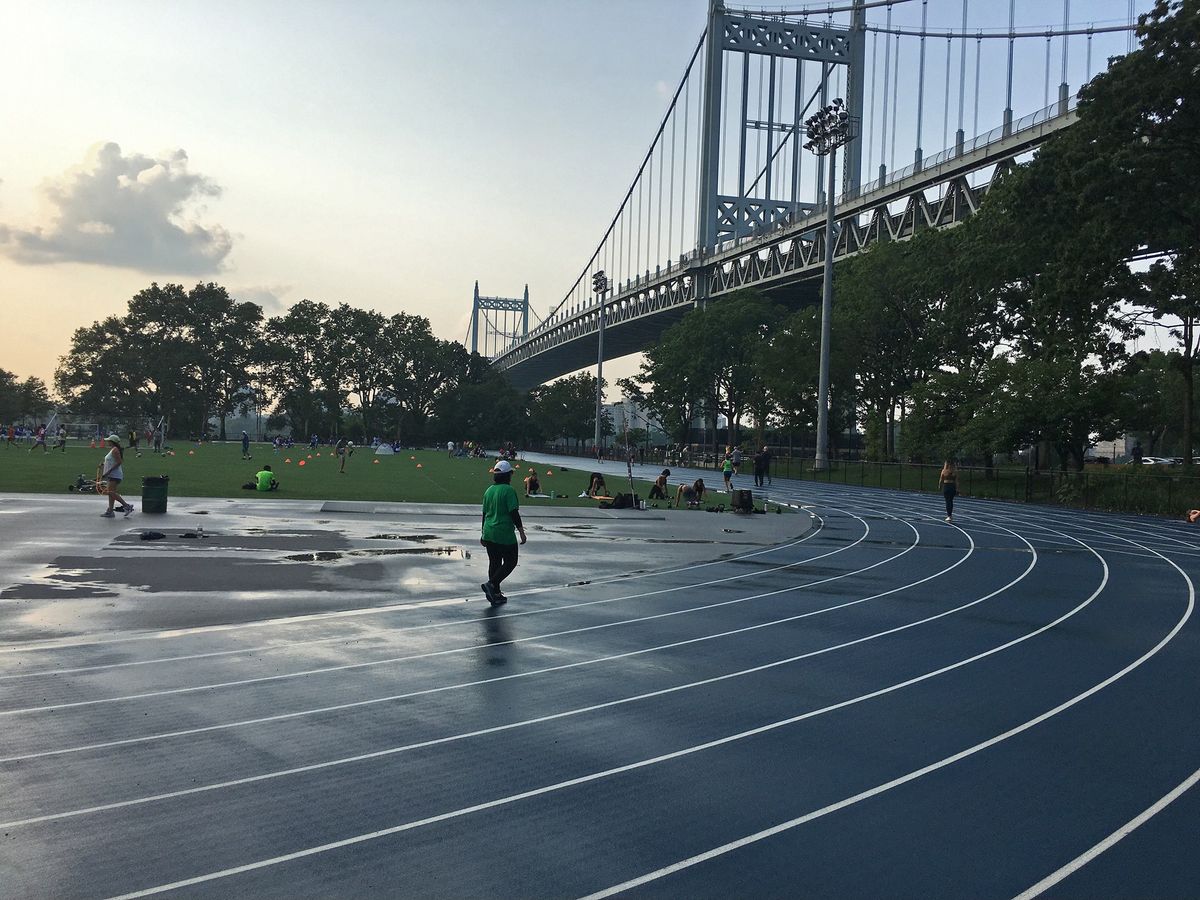 WJOA Ultimate on Astoria Park Track