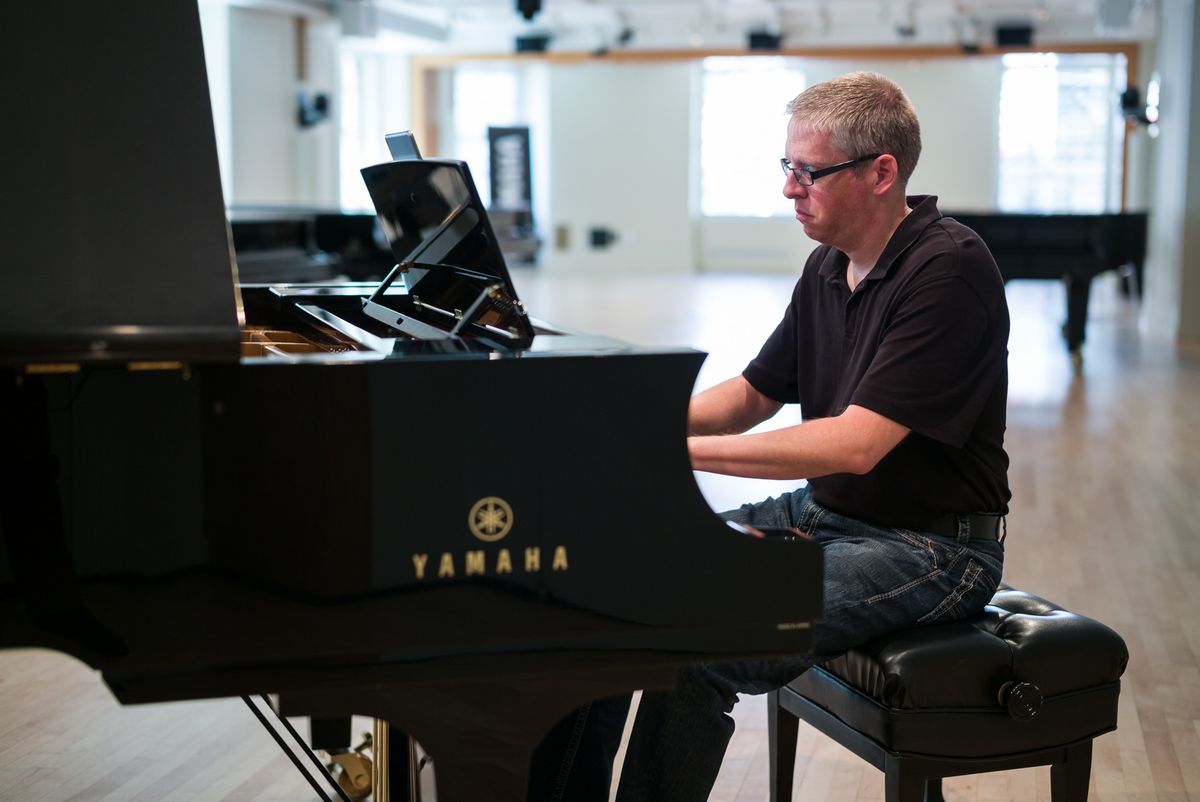 Faculty Recital: Nicholas Phillips (piano)