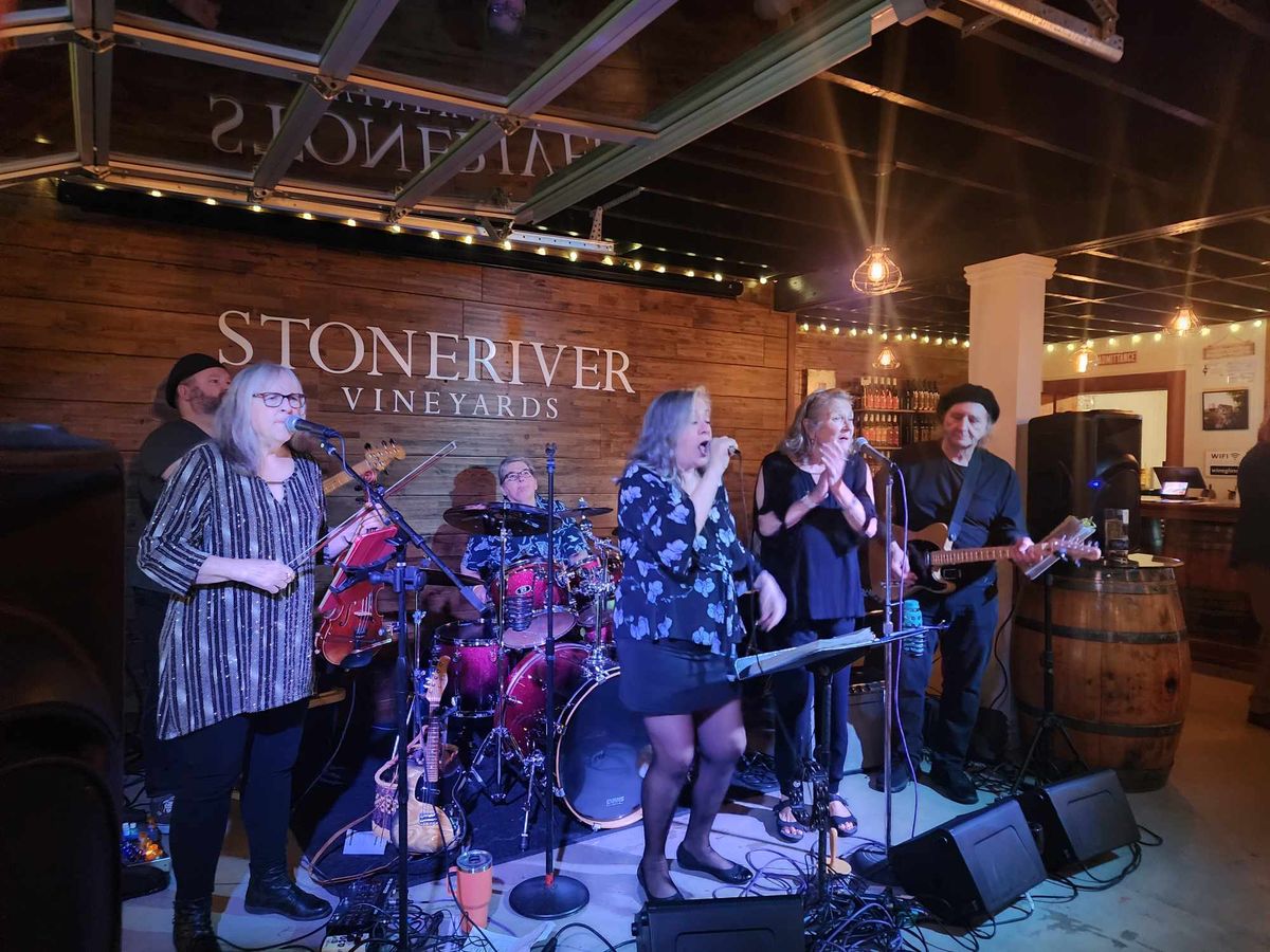 Blue Lightning at StoneRiver Vineyards 8\/2\/25 5pm!