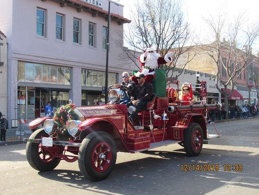 Woodland Christmas Parade 2021 56th Annual Holiday Parade Woodland Holiday Parade 10 December 2022 Woodland Christmas Parade 2021 56th Annual Holiday Parade Woodland Holiday Parade 10 December 2022