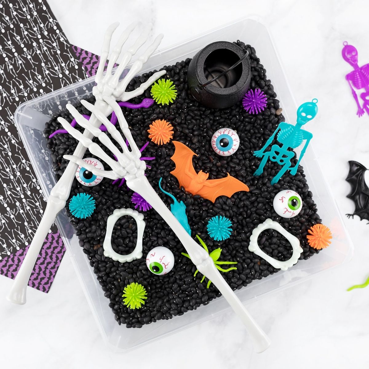 Make your own Spooky Sensory Bin