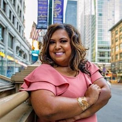 Lona Real Estate Diva