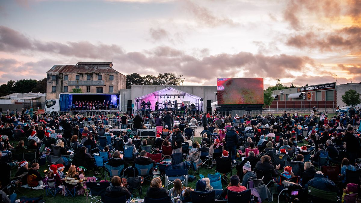 Blue Lake Carols Supported By Ray White Mount Gambier 