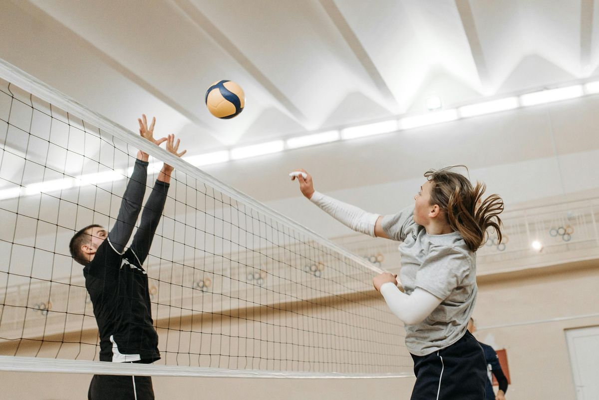 Free Drop-in Volleyball