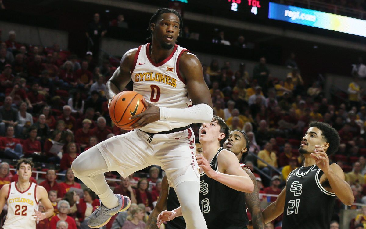 Iowa State Cyclones at Iowa Hawkeyes Mens Basketball