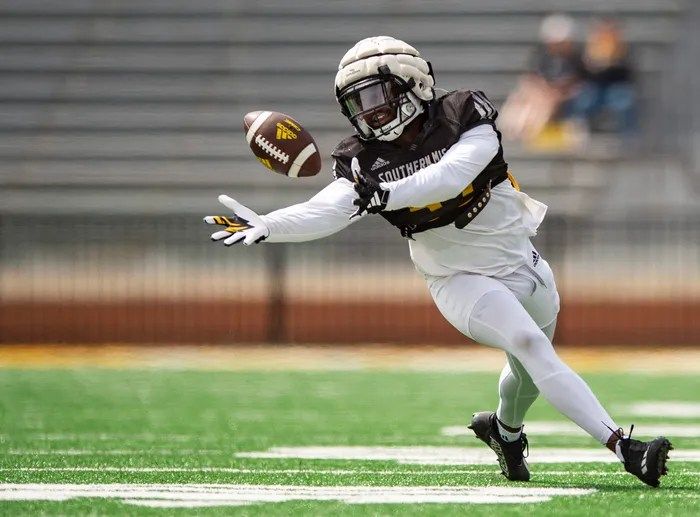 Southern Miss Golden Eagles vs. Marshall Thundering Herd at M. M. Roberts Stadium