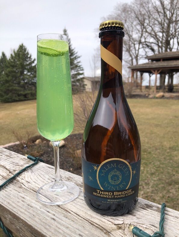 St Patrick's Day Cider Cocktail!