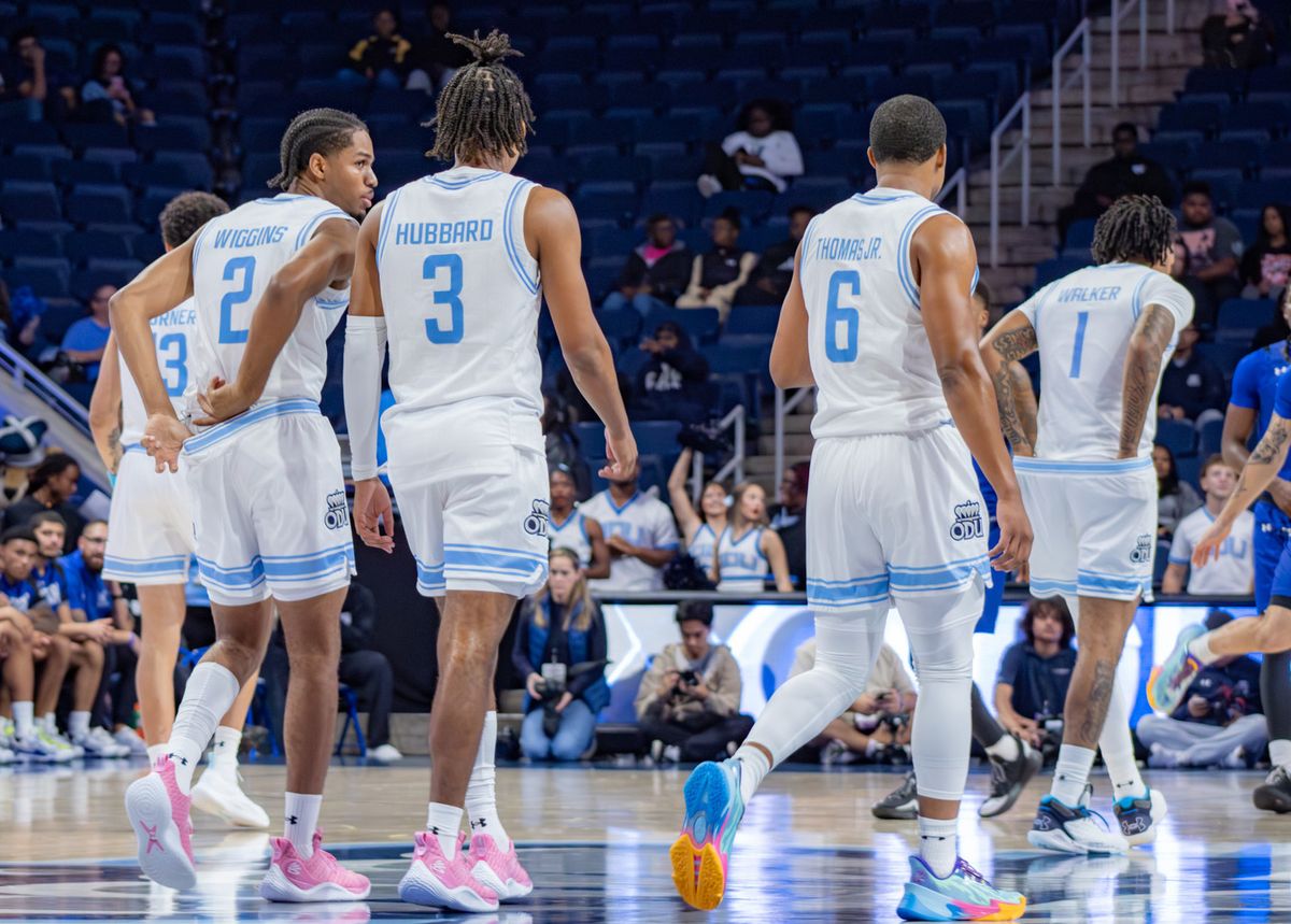 Old Dominion Monarchs at Virginia Cavaliers Mens Baseball at Davenport Field