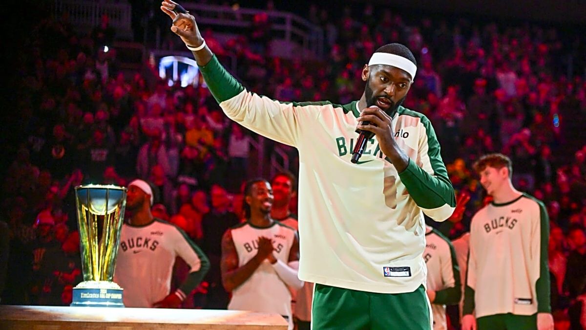 Washington Wizards at Milwaukee Bucks at Fiserv Forum