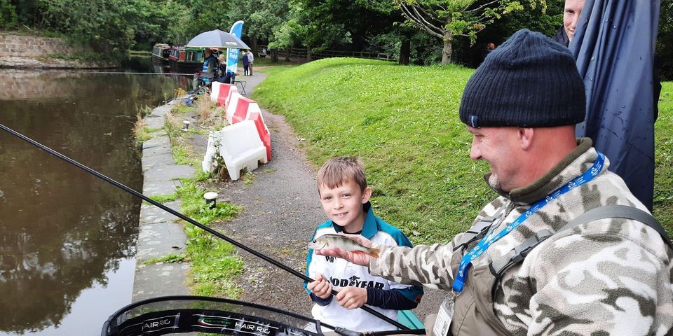 Free Let's Fish! -Trevor Basin  -  N.Wales  06\/08\/22 Learn to Fish session