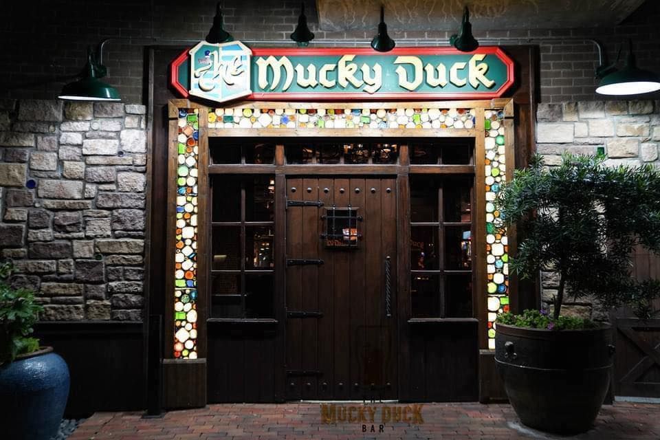 Mucky Duck friends giving