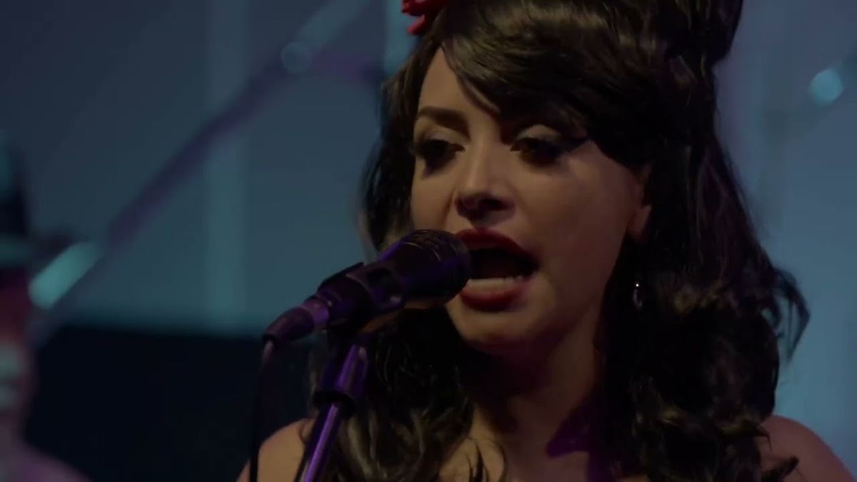 Valerie - A Tribute to Amy Winehouse