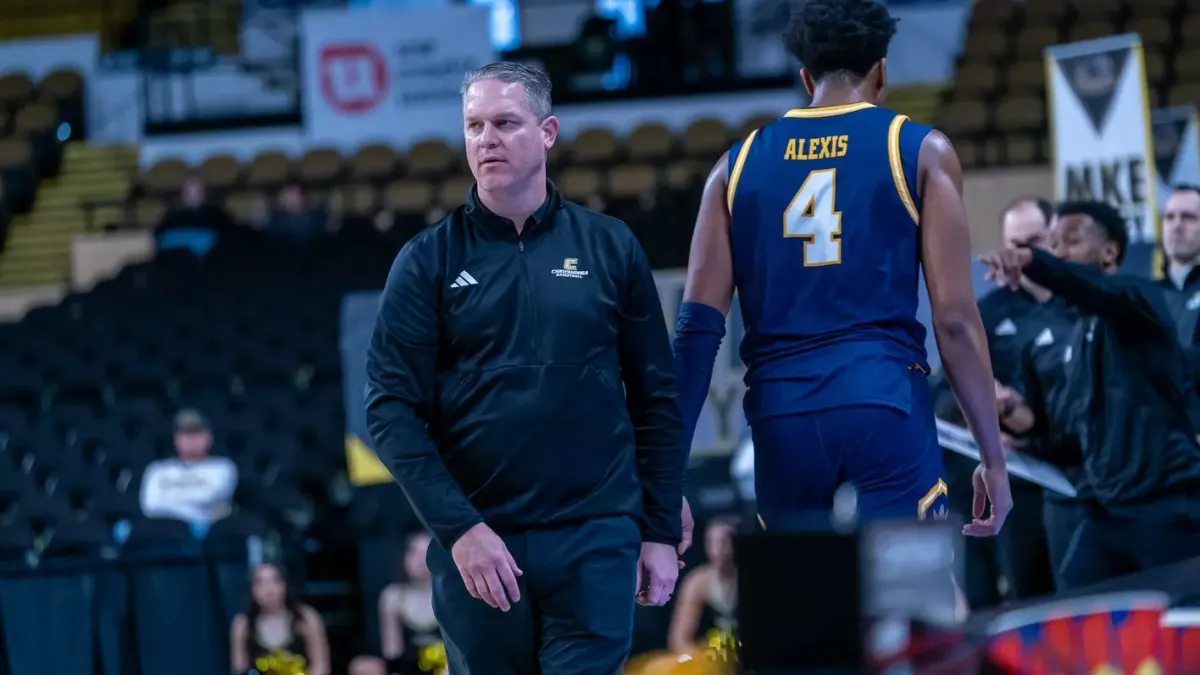 Chattanooga Mocs at Samford Bulldogs Mens Basketball