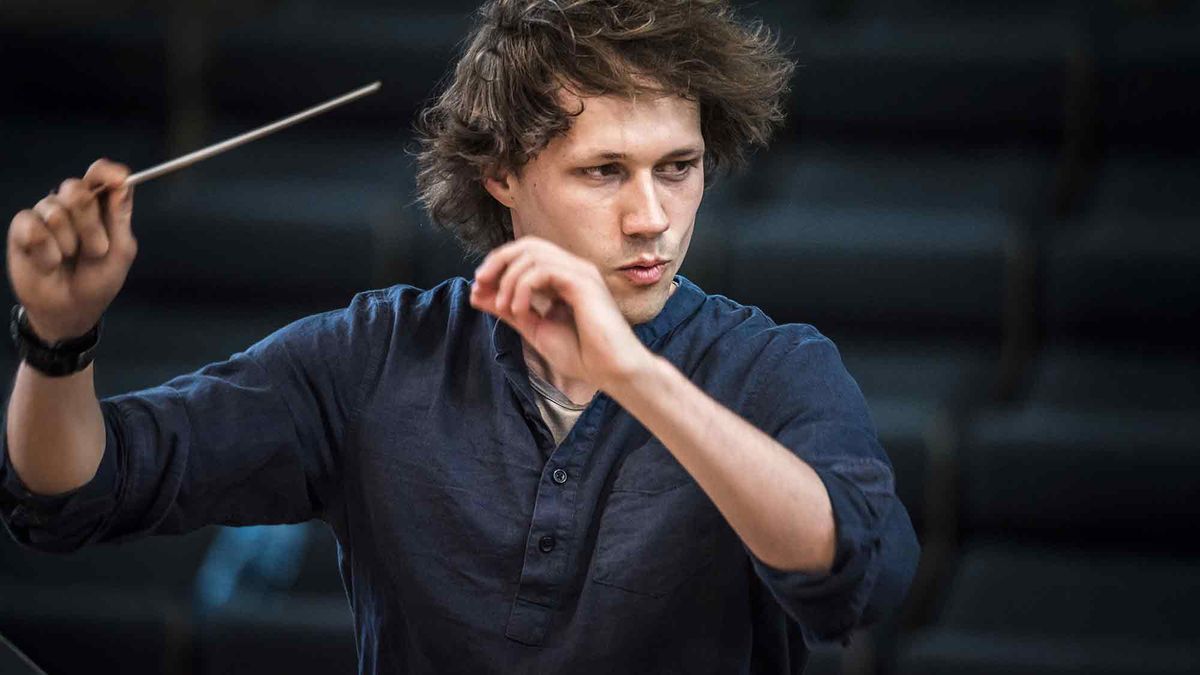 Oscar Jockel dirigiert das Deutsche Symphonie Orchester Berlin mit Tjasha Gafner und Kris Garfitt