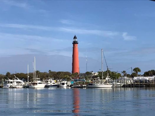 Dolphin Lighthouse Cruise