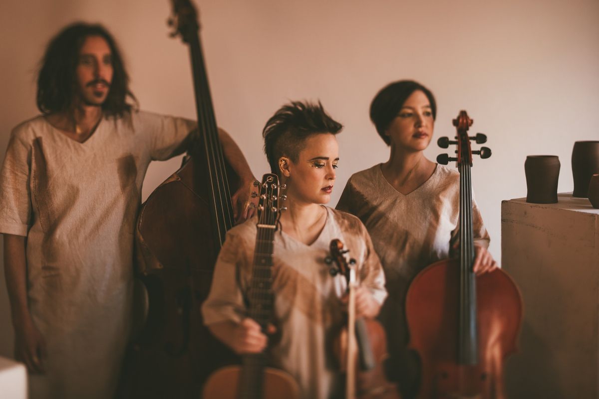 Raine Hamilton String Trio - Salle Empress Theatre