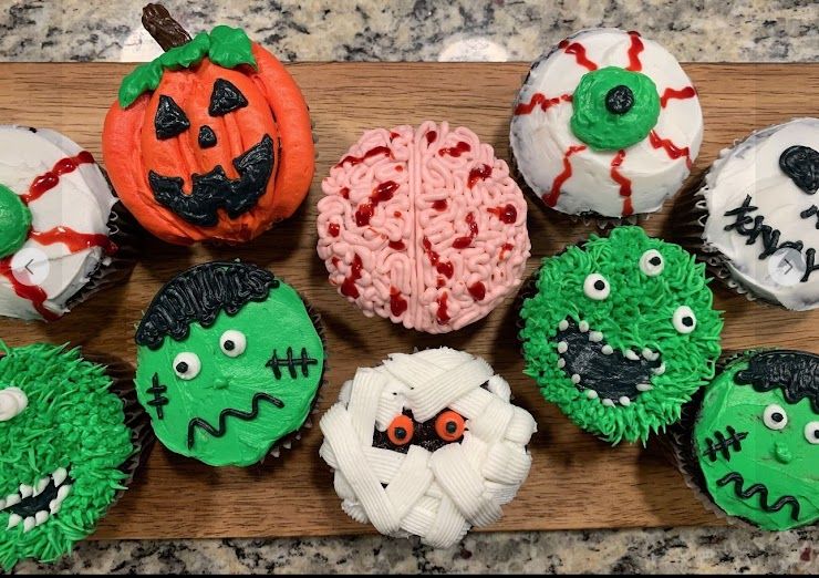 Halloween Beginner Cupcake Decorating Class