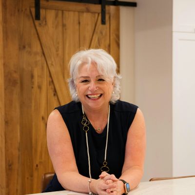 Claire H\u00e9rard,Courtier Immobilier agr\u00e9\u00e9 REMAX 2000