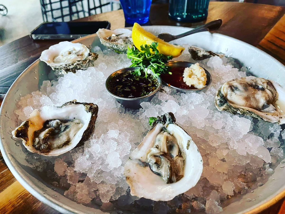 Oyster Happy Hour