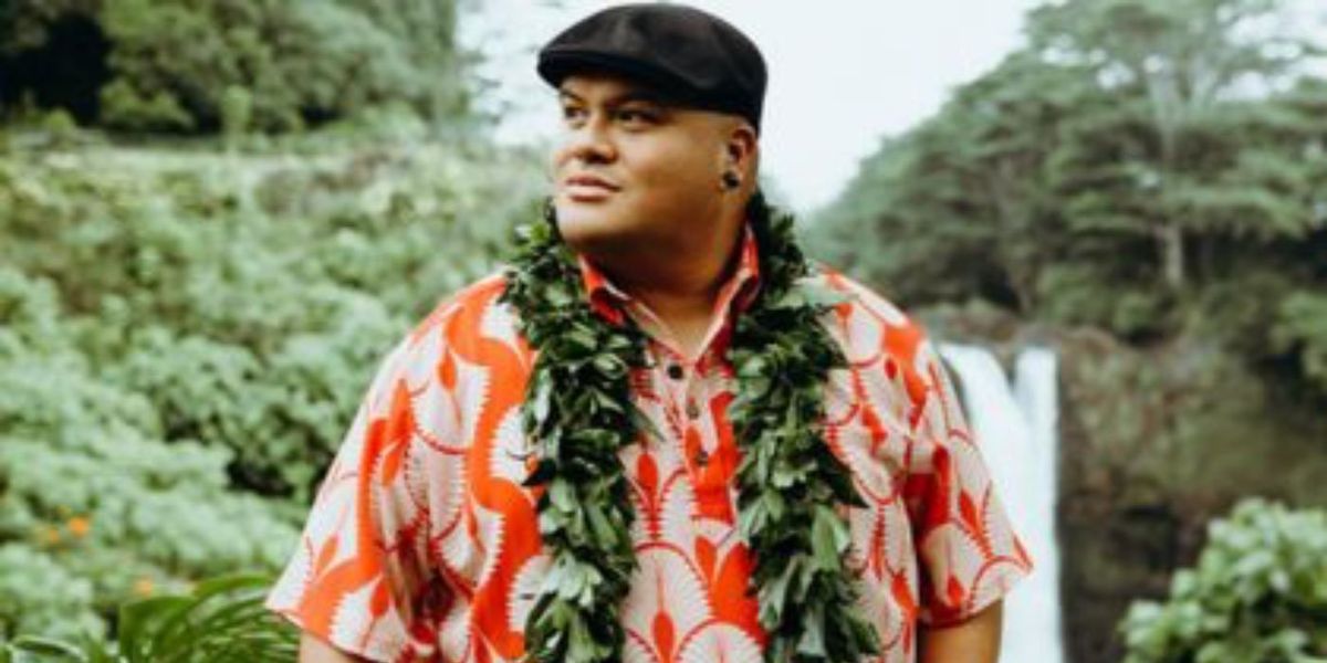 Kalani Pe'a's Hawaiian Christmas Show at Hawaii Theatre Center