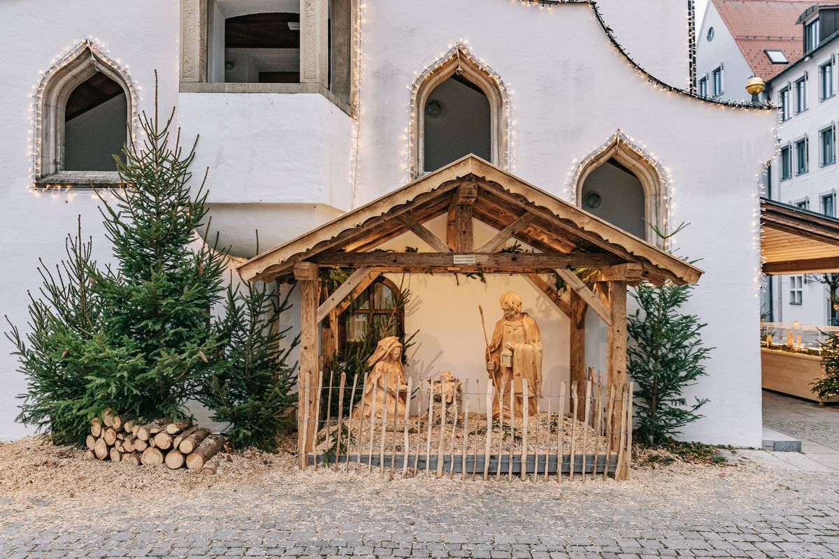 Weihnachtliche Stadtf\u00fchrung