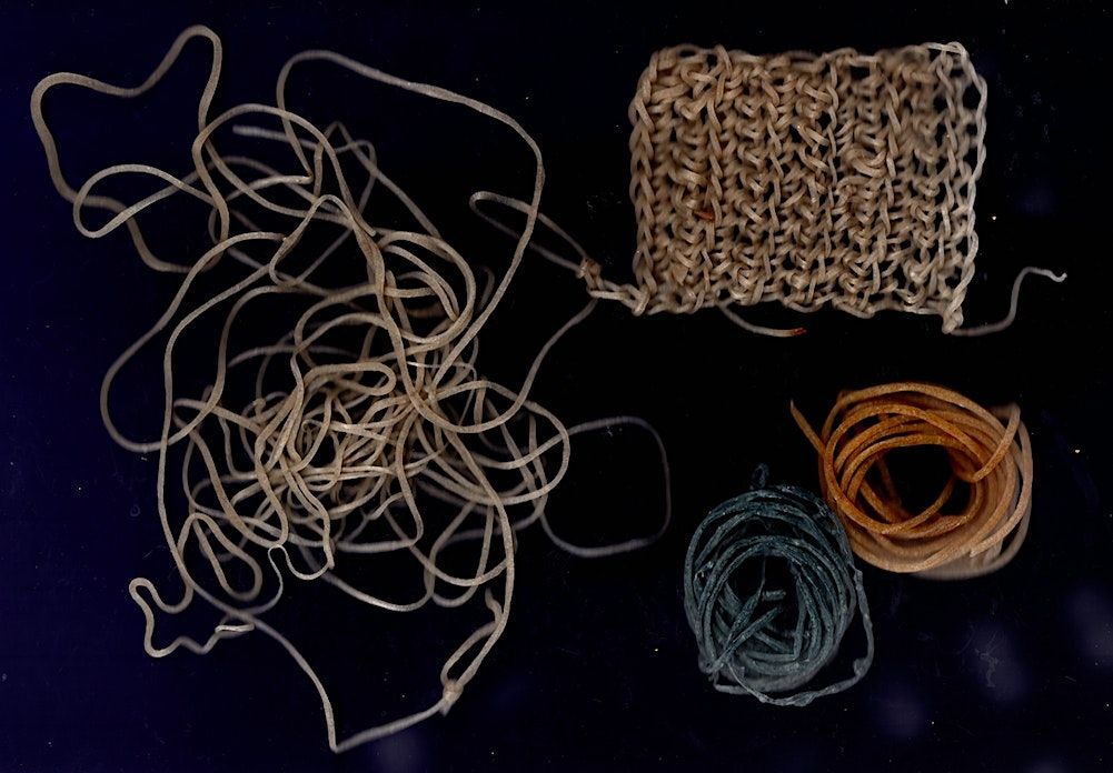 Taller de Biohilos \u00b7 Crea y teje con biomateriales