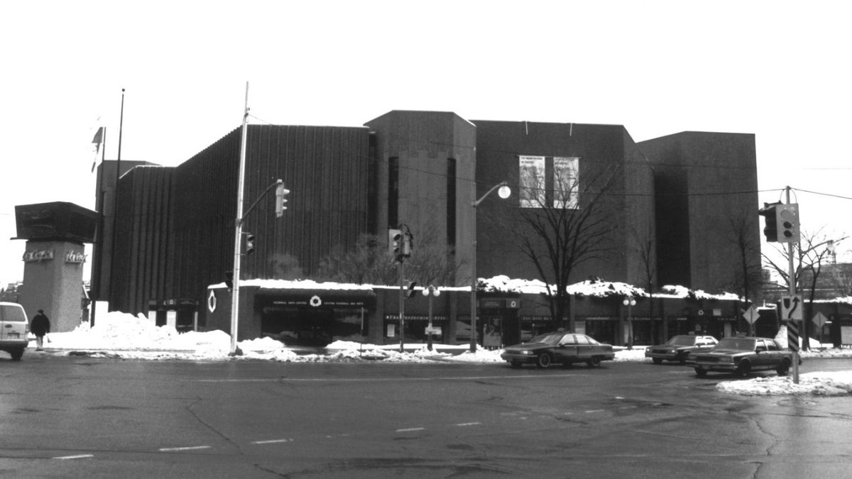 Parking National Arts Centre Orchestra: Ottawa, Ontario, Canada