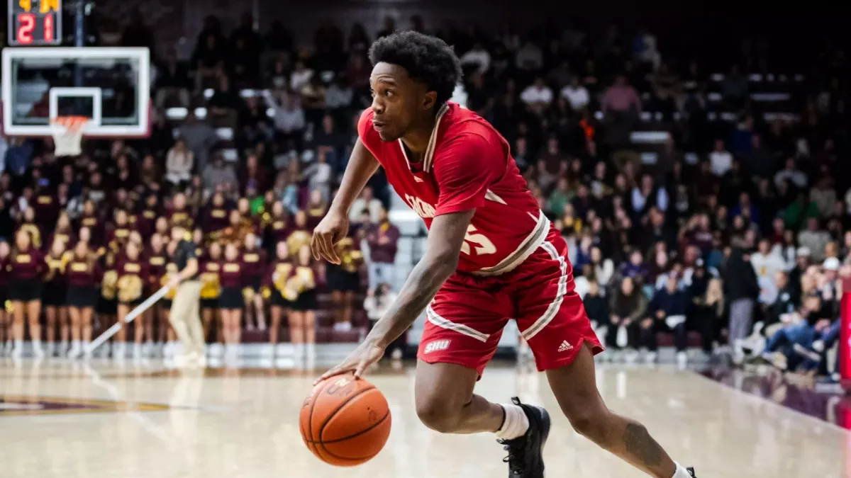 Iona Gaels at Sacred Heart Pioneers Mens Basketball