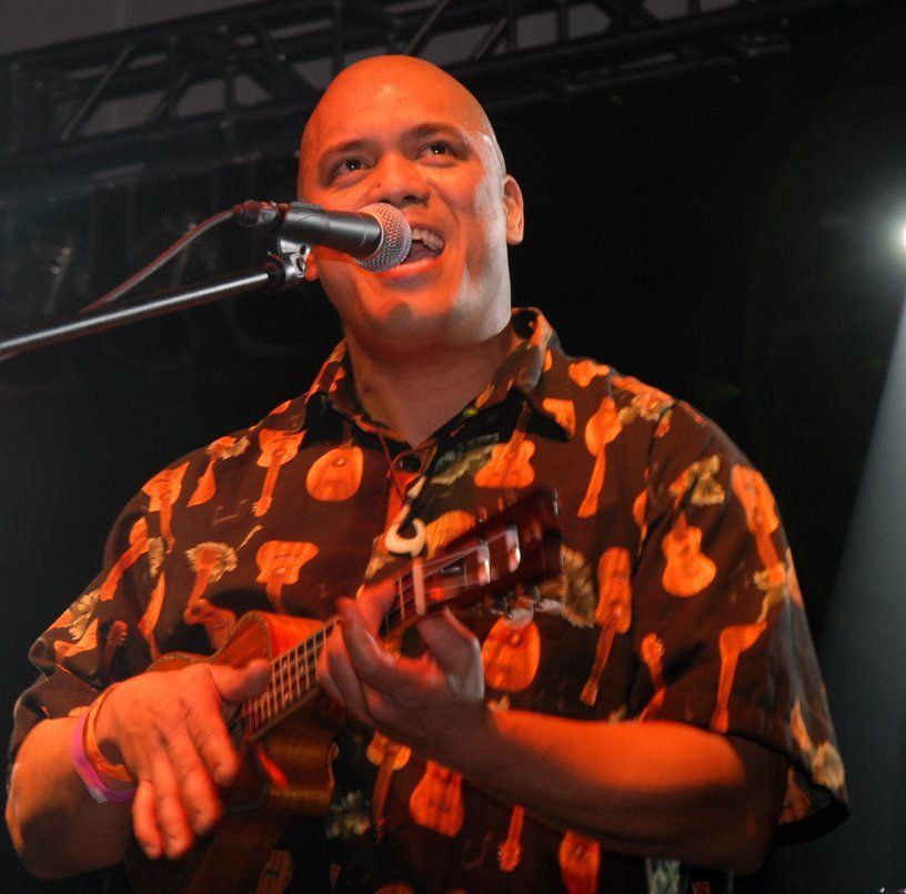 SONNY KANAHELE : Live Music @ StoneRiver