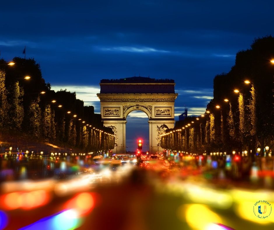 Christmas Getaway in Paris on 14th of December 2024 by Uniflucht"