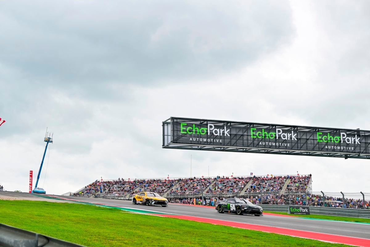 Parking NASCAR - Xfinity Series \/ Cup Series (Weekend Package)