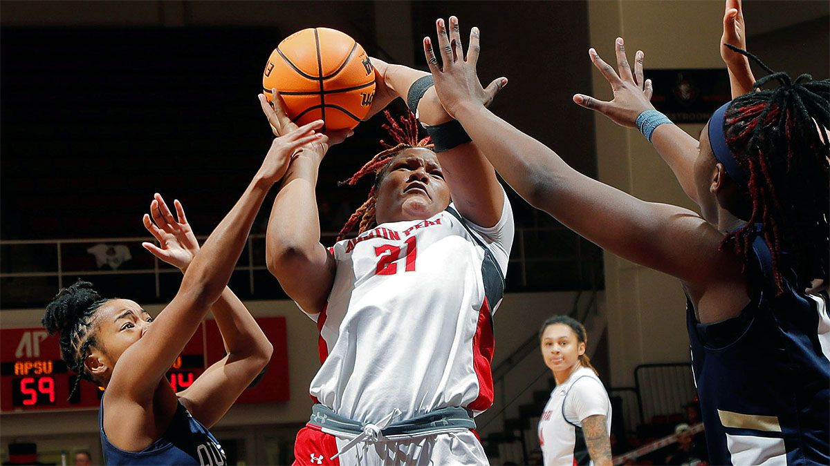 Austin Peay Governors Women's Basketball vs. Queens University Royals