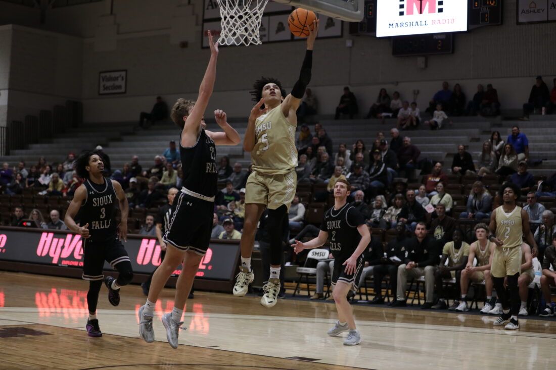 Southwest Minnesota State University Mustangs at Sioux Falls Cougars