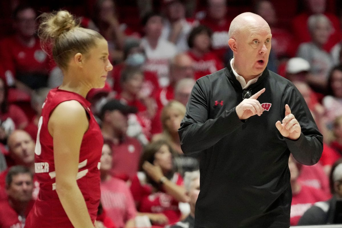 Marquette Golden Eagles vs. Wisconsin Badgers