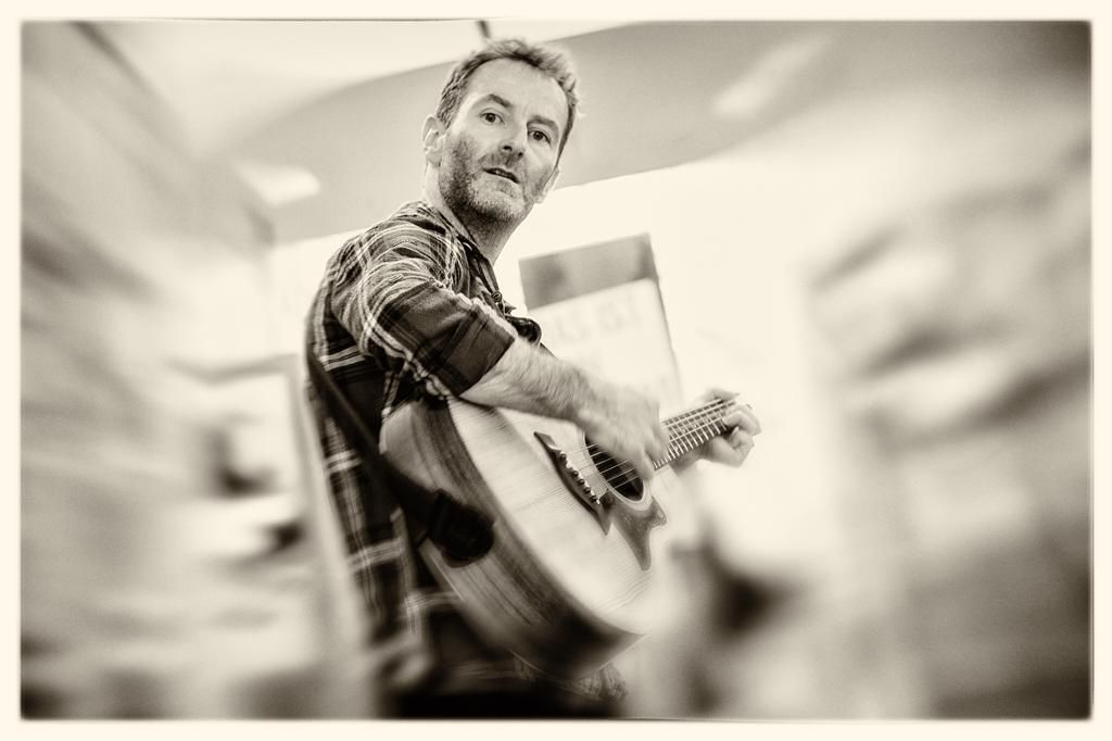 Steve Casey | Irish Folk-Rock