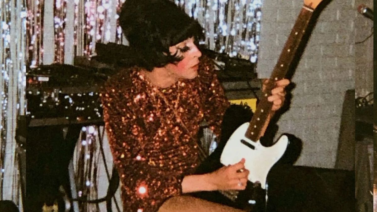 Parking Cindy Lee with Freak Heat Waves (17+)