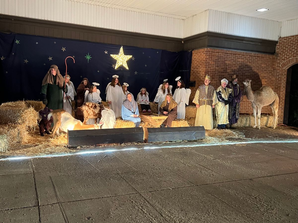 Free Drive-Thru Living Nativity Dec. 7 & 8     6:00 -8:00 PM