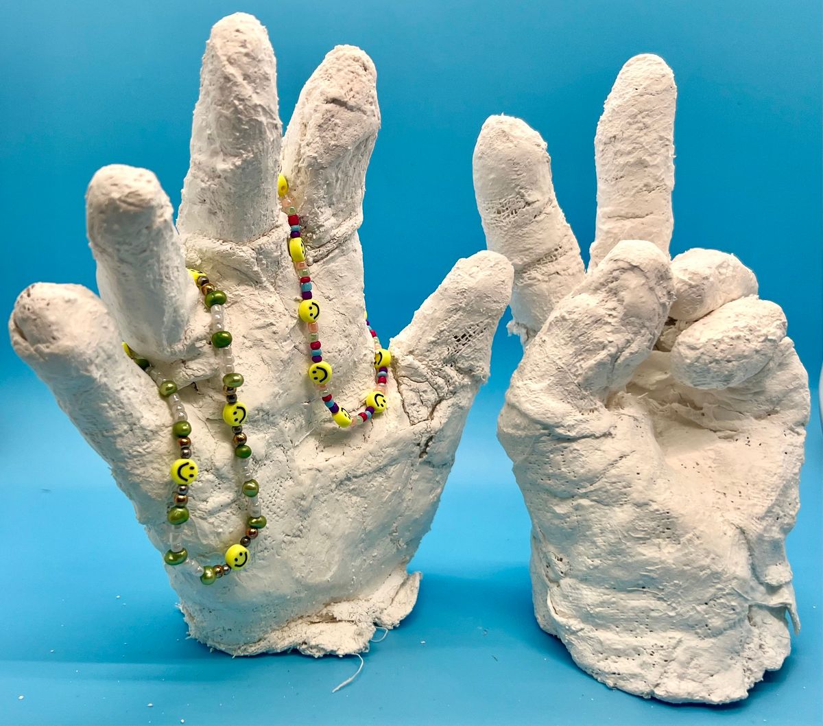 Teen-Time Lounge: Plaster Hand Casts!